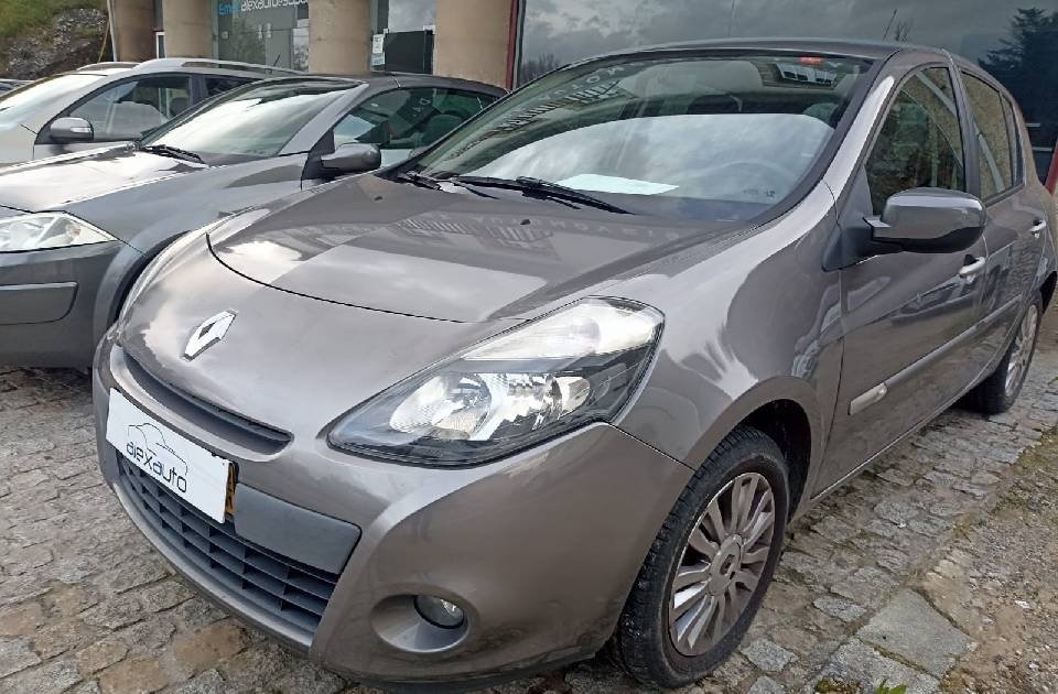 automóvel